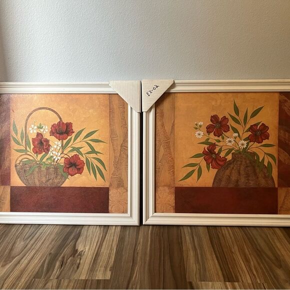 2 Jane Carroll Floral framed prints - Picture 1 of 5